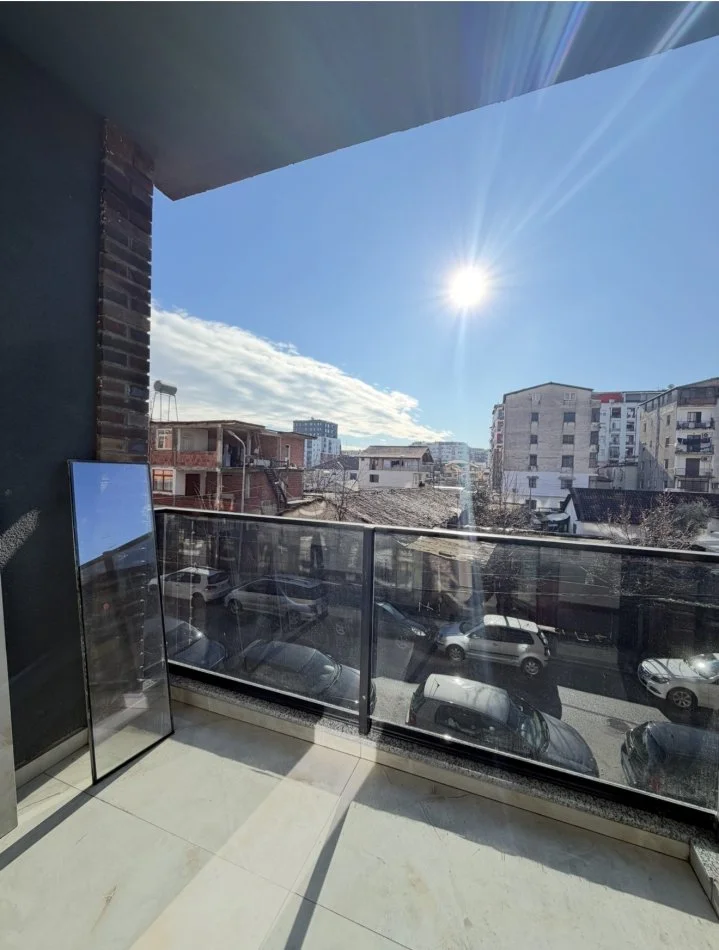 Tirane, shitet apartament Kati 2, 60 m² 122.000 € 