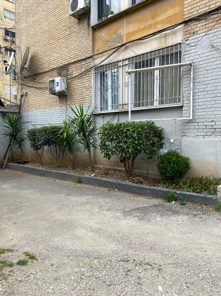 Tirane, jepet me qera apartament 2+1 Kati 1, 60 m² 500 € 