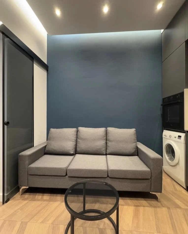 Tirane, jepet me qera apartament 1+1 Kati 2, 50 m² 530 € (Liqeni i Thate)