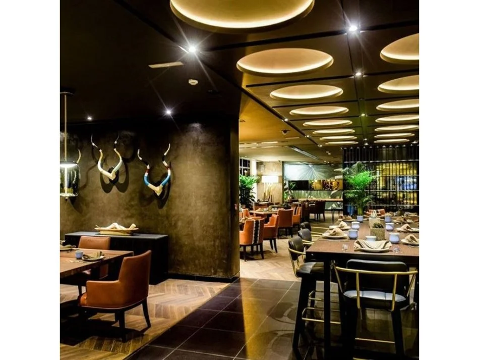 Tirane, jepet me qera bar-resorant , 160 m² 3.500 € 