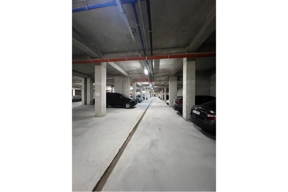 Tirane, jepet me qera apartament 2+1 Kati 4, 120 m² 900 € (QIRA APARTAMENT 2+1+2 ISH PROFARMA!)