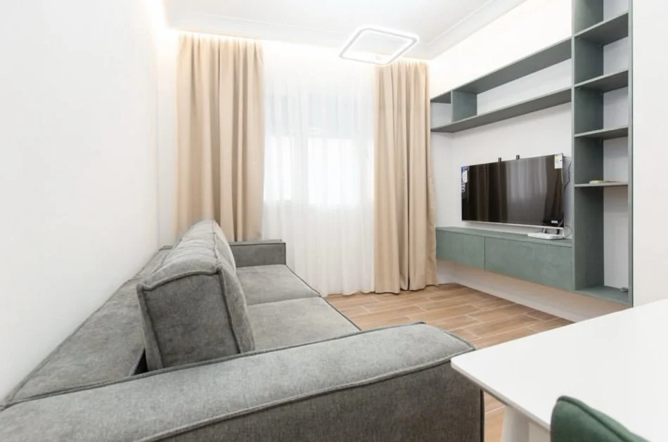 Tirane, jepet me qera apartament 1+1+Ballkon Kati 3, 50 m² 500 € (River Residence, Astir)