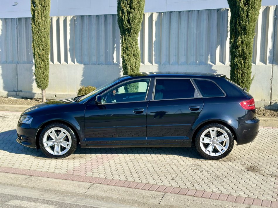 Durres, shitet makine Audi A3 Nafte, e zeze automatik Klima