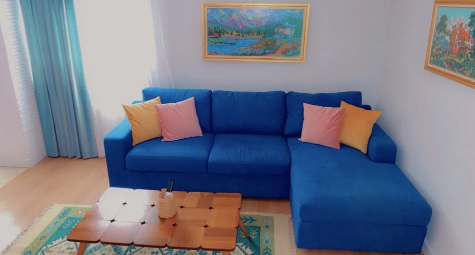 Jepen me qera javore, mujore apartamente pjese te viles!