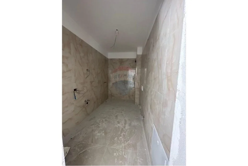 Tirane, shitet apartament 1+1 Kati 4, 75 m² 67.001 € (SHITET APARTAMENT 1+1 TEK KOTARJA!)