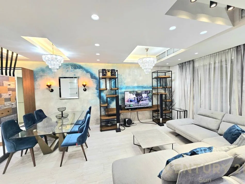 Tirane, jepet me qera apartament 2+1 Kati 4, 128 m² 1.500 € 