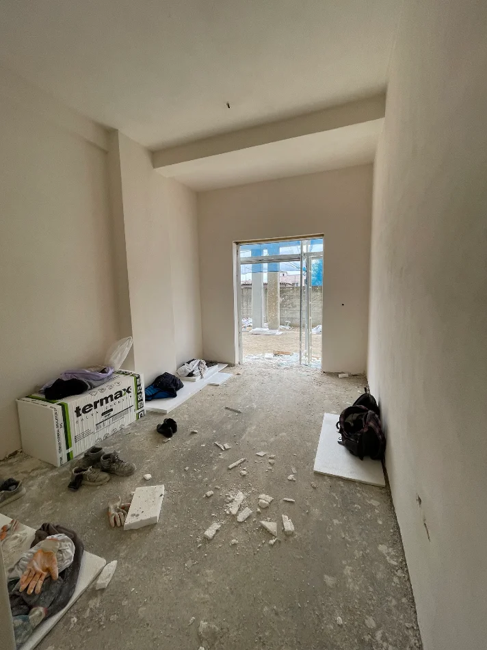 Tirane, shes 3+1+Ballkon Kati 0, 188 m² 