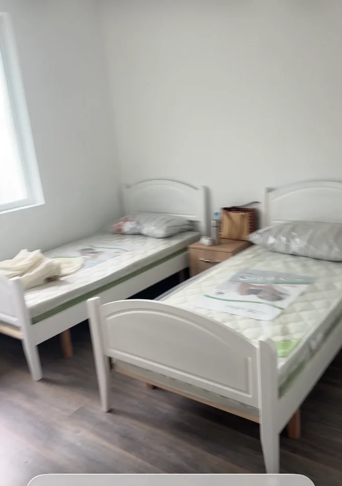Tirane, Jepet me Qera shtepi 1+1 Kati 0, 42.000 Leke