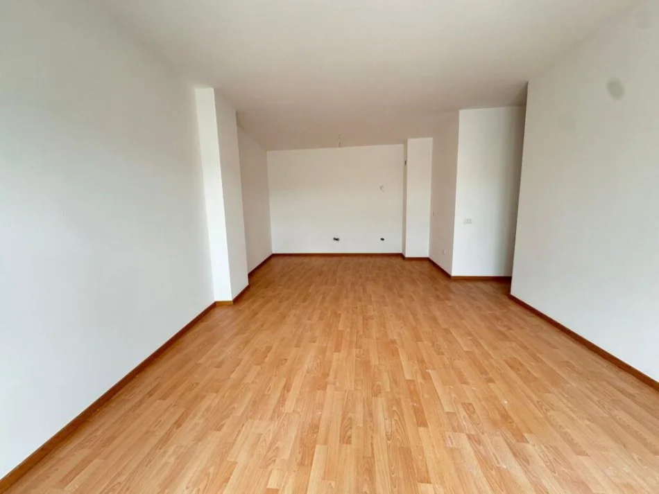 Tirane, shitet 1+1 , 112.000 € (Ish Dogana)