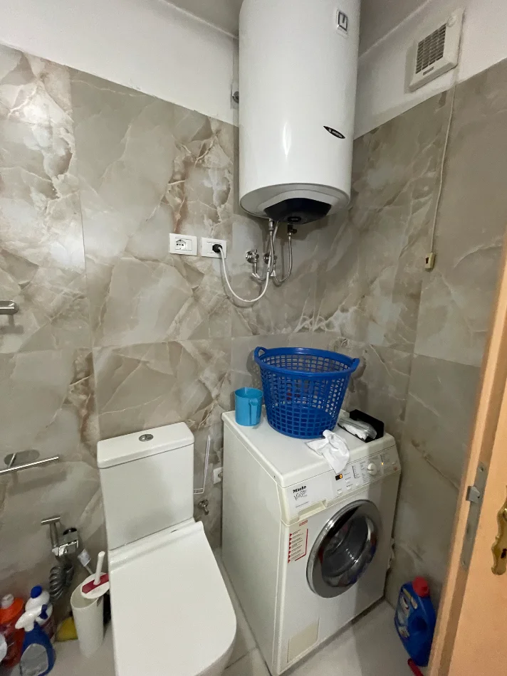 Tirane, jap me qera apartament 2+1+Ballkon Kati 6, 700 € 