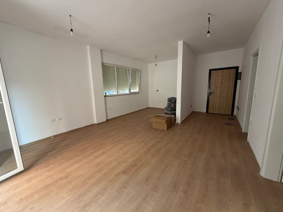 Tirane, shitet apartament 1+1 Kati 1, 64 m² 139.000 € (Fondacioni Eleonora)