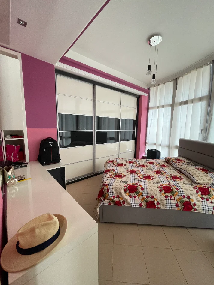 Tirane, jap me qera apartament 2+1+Ballkon Kati 6, 700 € 