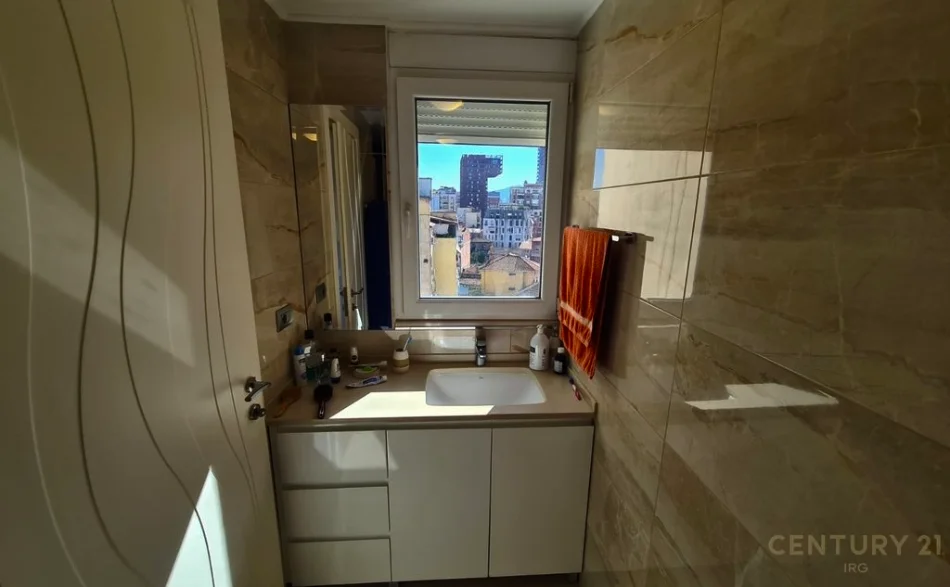 Tirane, shitet apartament 2+1 Kati 5, 110 m² 275.000 € (Mozaiku)