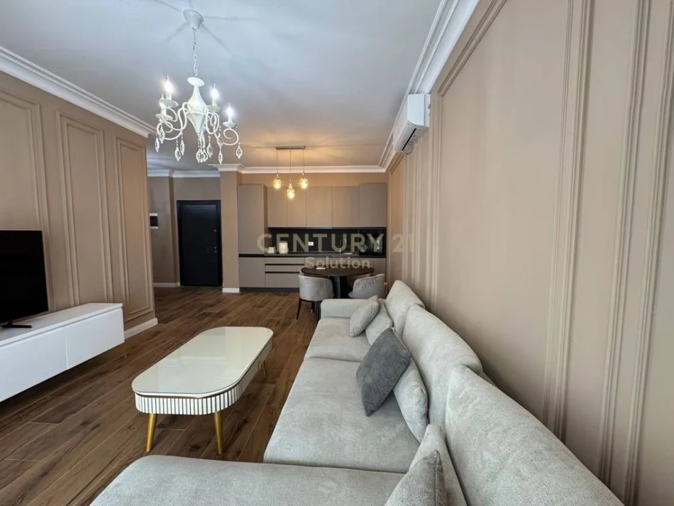 Tirane, jepet me qera apartament 2+1 Kati 4, 104 m² 1.200 € 