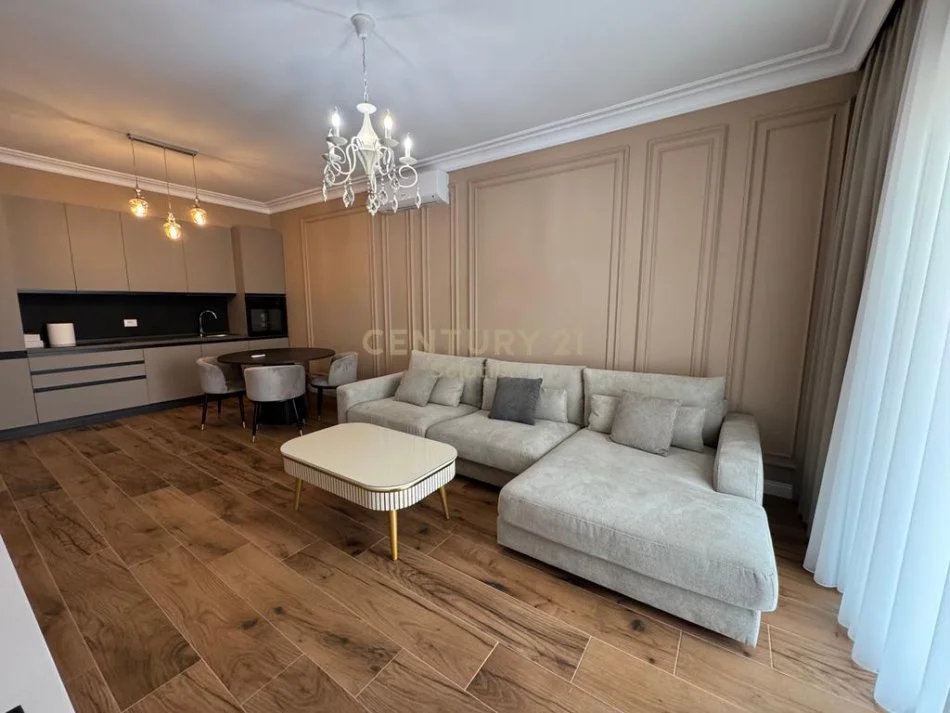 Tirane, jepet me qera apartament 2+1 Kati 4, 104 m² 1.200 € 