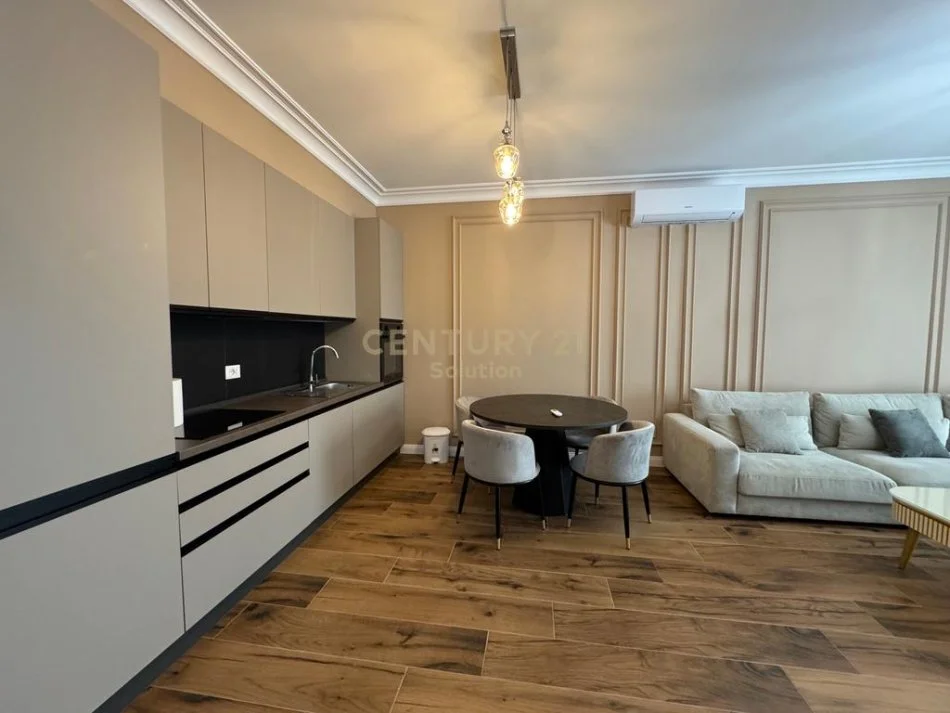 Tirane, jepet me qera apartament 2+1 Kati 4, 104 m² 1.200 € 