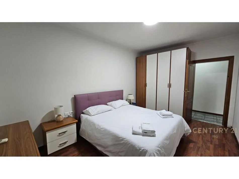 Tirane, shes apartament 3+1+Aneks+Ballkon Kati 12, 197 m² 620.000 € 