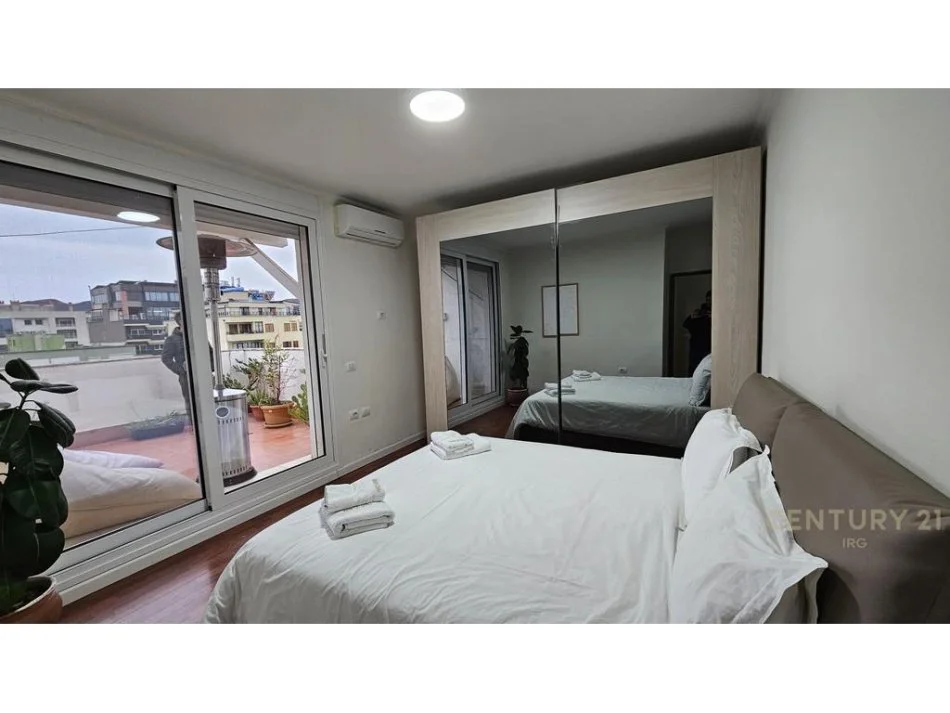 Tirane, shes apartament 3+1+Aneks+Ballkon Kati 12, 197 m² 620.000 € 