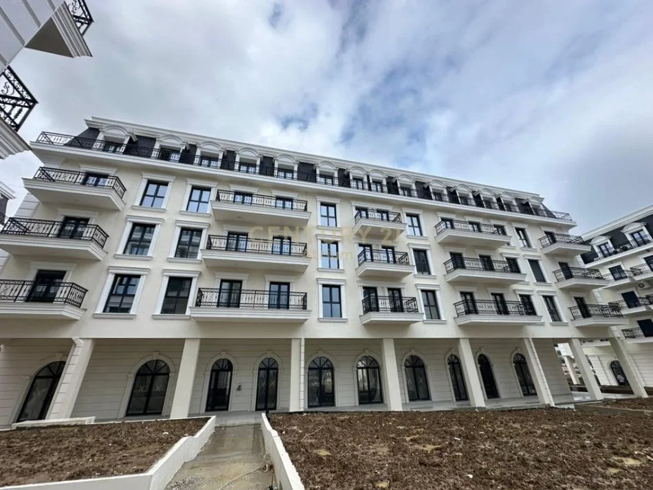 Tirane, shes apartament 1+1+Aneks+Ballkon Kati 2, 85 m² 136.000 € (Porta Tirana e Re)