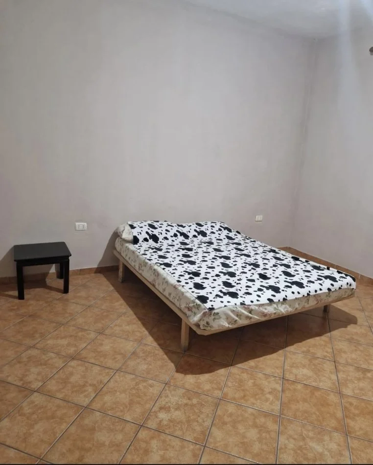 Shqiperi, jepet me qera shtepi 3+1 Kati 3, 450 € (Astir)