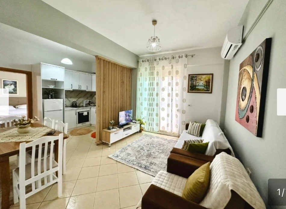 Vlore, jepet me qera apartament 2+1 Kati 1, 2 m² 55 € 