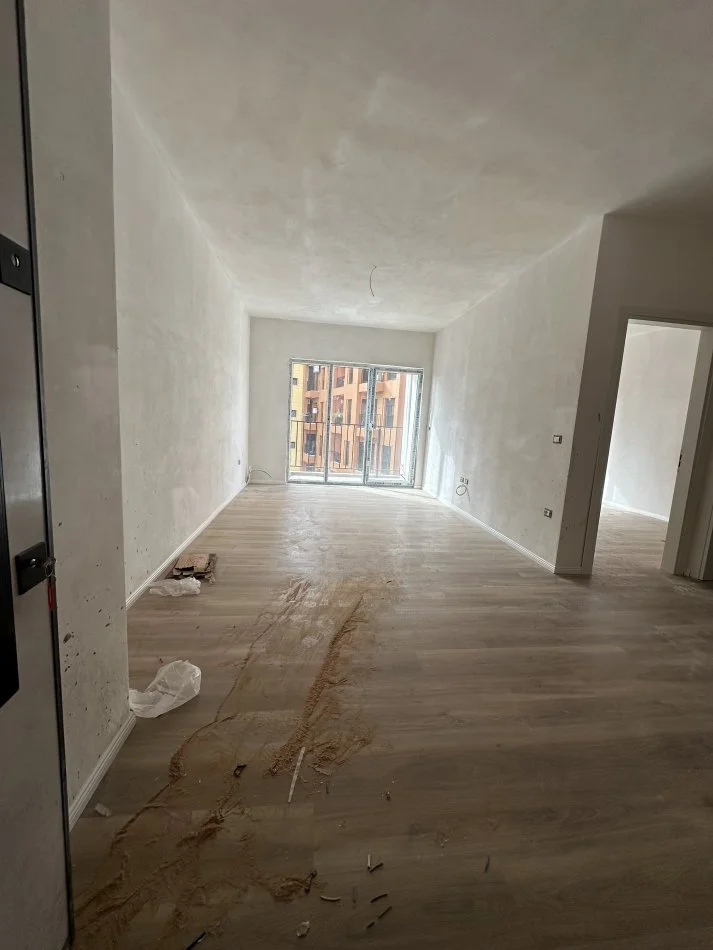 Tirane, shes apartament 1+1+Ballkon Kati 4, 158.900 € (Rruga Qemal Stafa)