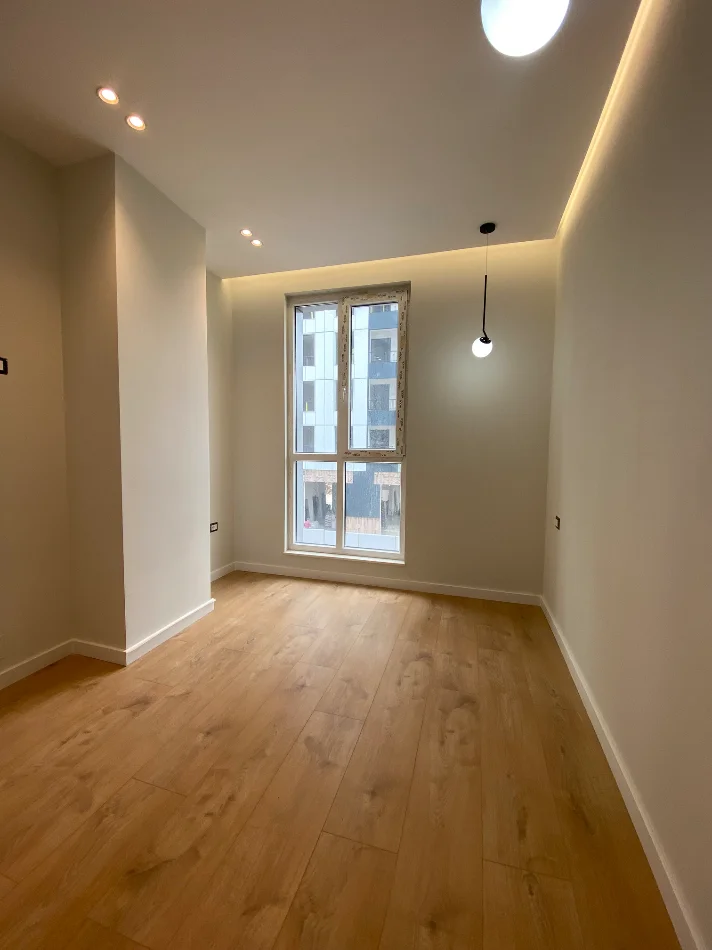 Tirane, jepet me qera apartament 1+1 Kati 1, 60 m² 400 € 