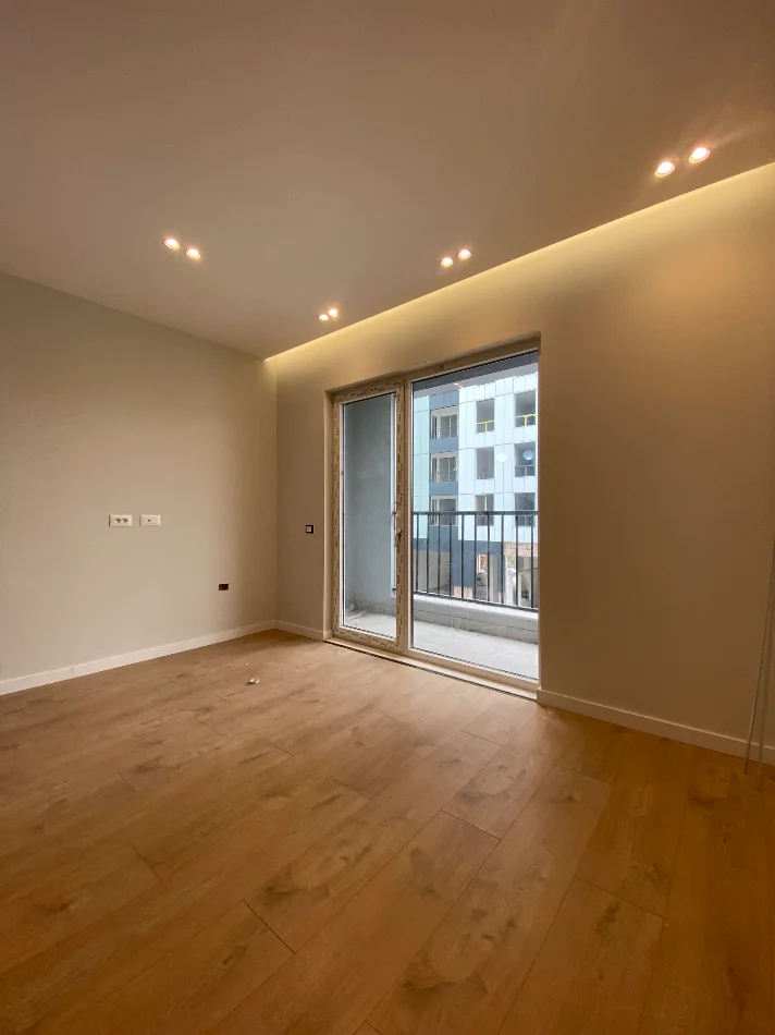 Tirane, jepet me qera apartament 1+1 Kati 1, 60 m² 400 € 