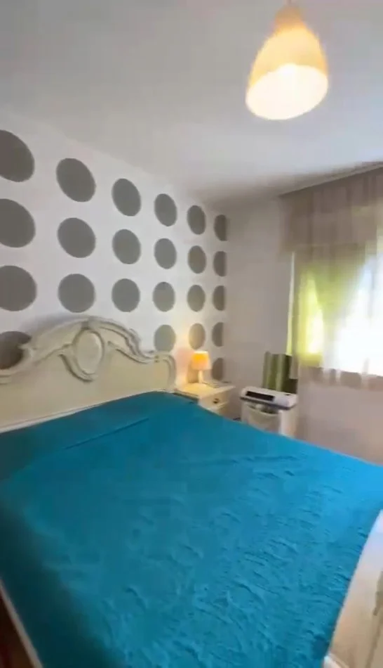 Tirane, jepet me qera 2+1 , 97 m² 500 € 