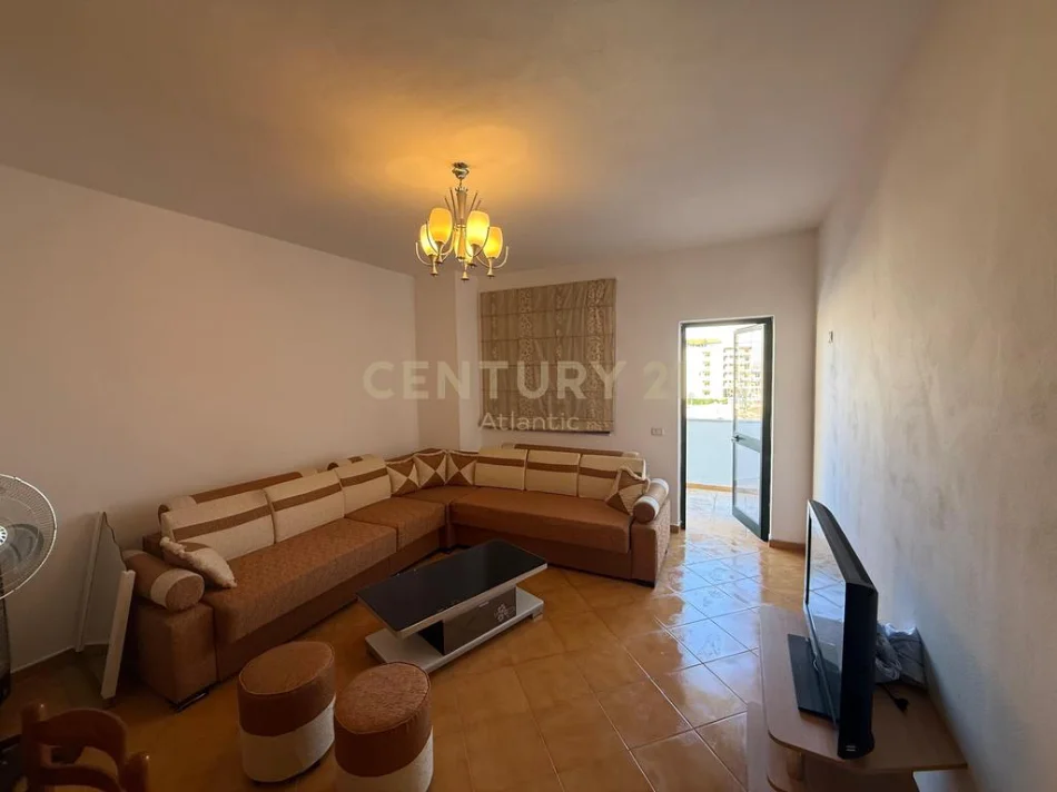 Durres, shitet apartament 2+1 Kati 3, 105 m² 132.000 € (Rrota e Kuqe)