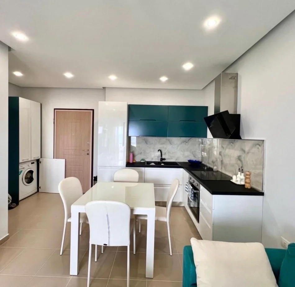Vlore, shitet apartament 1+1 , 59 m² 135.000 € (Vlore , Uj i ftohte)