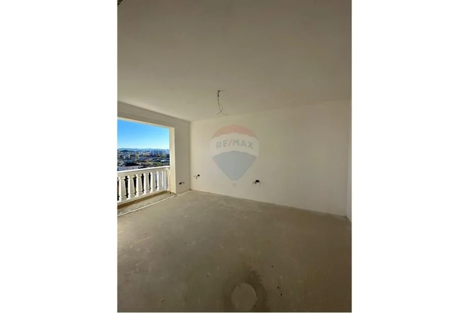 Tirane, shitet apartament 1+1 Kati 4, 75 m² 64.000 € (SHITET APARTAMENT 1+1 TEK KOTARJA!)