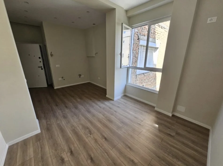 Tirane, shitet apartament 1+1 Kati 4, 41 m² 124.000 € (Myslym Shyri)