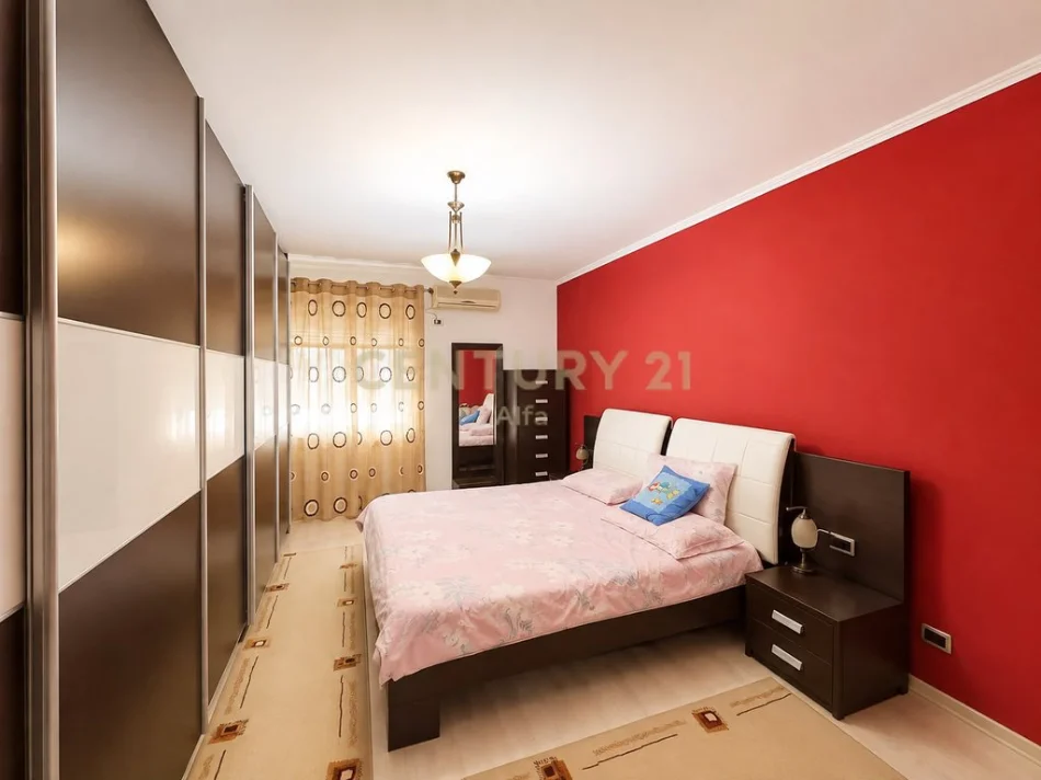 Tirane, shes apartament 2+1+Aneks+Ballkon Kati 2, 82 m² 152.000 € 