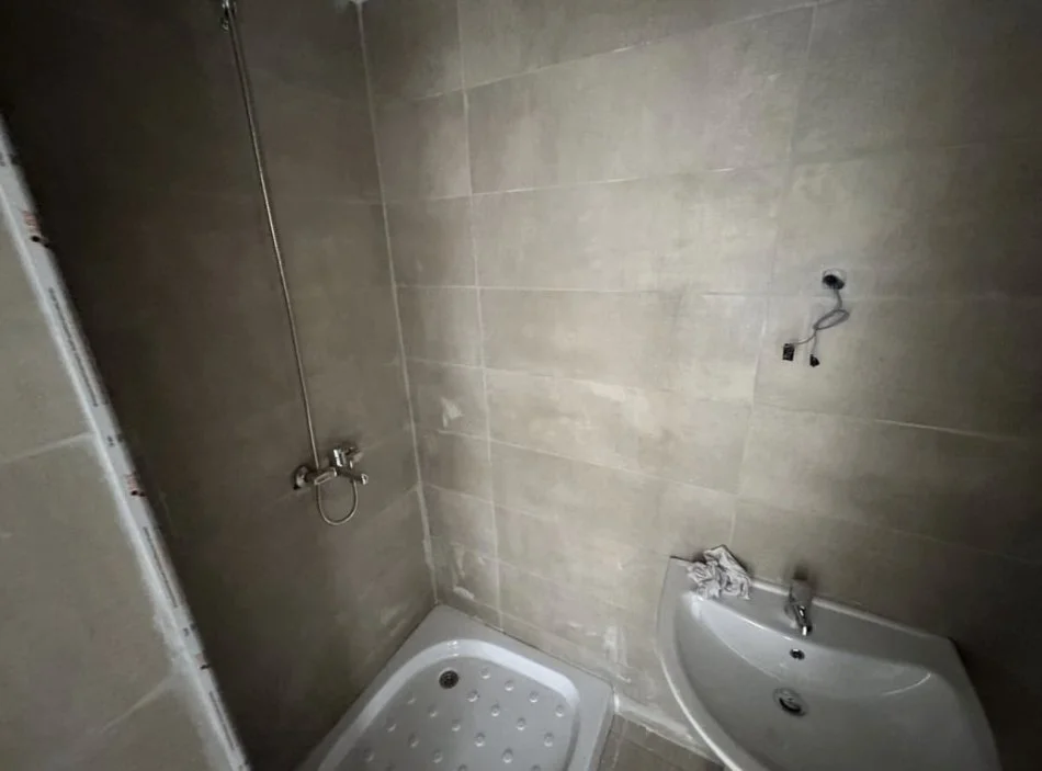 Tirane, jepet me qera apartament Kati 2, 100 m² 400 € (Rruga 5-Maji)