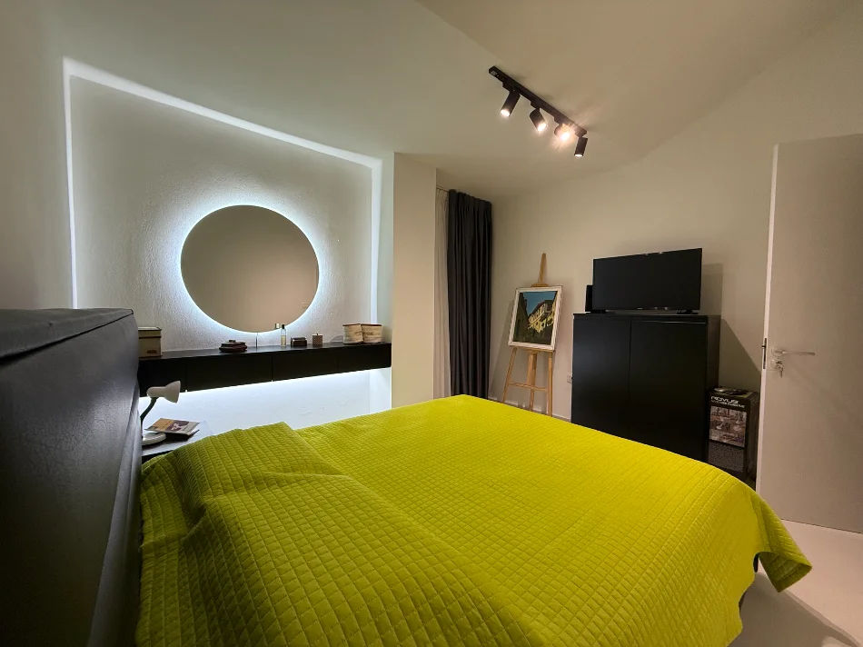 Tirane, shitet apartament 1+1+Aneks+Ballkon Kati 5, 64 m² 100.000 € (fresku , linze)