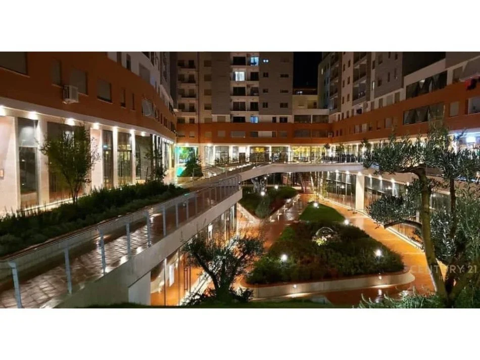 Tirane, shes apartament 1+1+Ballkon Kati 4, 67 m² 145.000 € (Rruga e Dibres ,Tower Bridge)