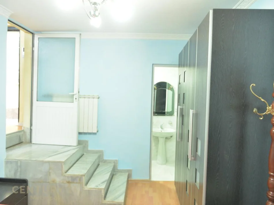 Tirane, shes apartament 4+1+Aneks+Ballkon , 159 m² 404.500 € 