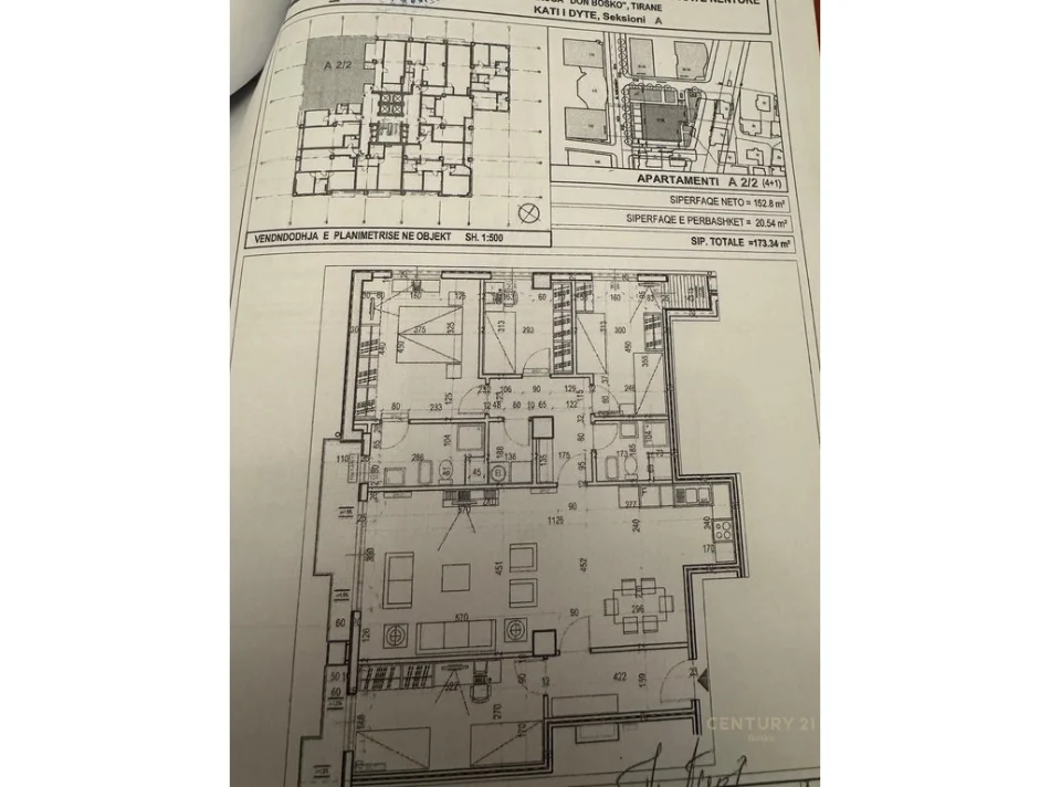 Tirane, shes apartament 4+1+Aneks+Ballkon Kati 2, 173 m² 365.000 € 