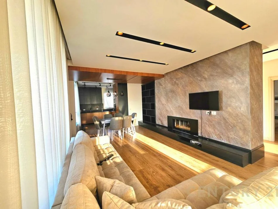 Tirane, jepet me qera apartament 3+1+Aneks+Ballkon Kati 3, 145 m² 1.000 € 