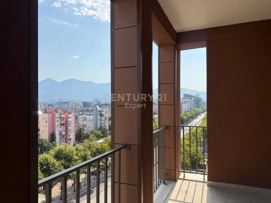 Tirane, shes apartament 3+1+Aneks+Ballkon Kati 7, 152 m² 280.000 € 
