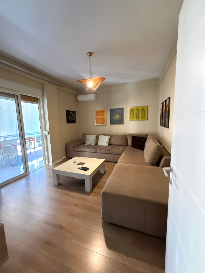 Qera, Apartament 1+1+ Kuzhinë e Veçuar, Vasil Shanto, Tiranë