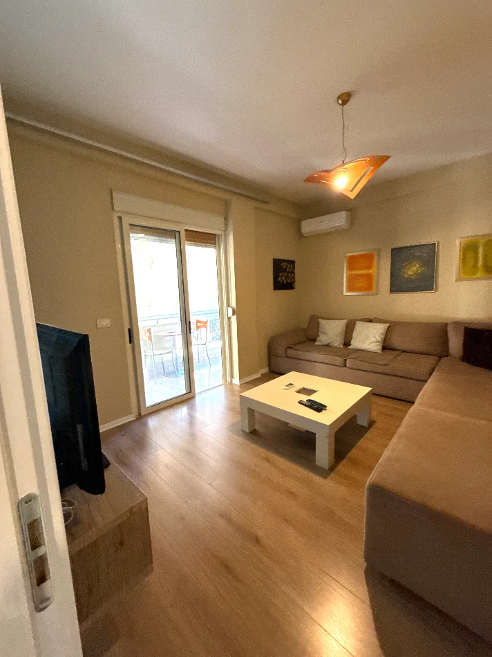 Qera, Apartament 1+1+ Kuzhinë e Veçuar, Vasil Shanto, Tiranë