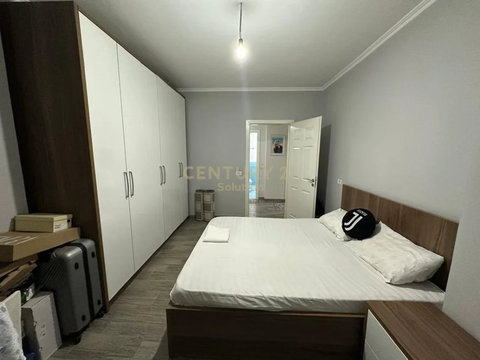 Tirane, jepet me qera apartament 1+1 Kati 1, 75 m² 500 € 