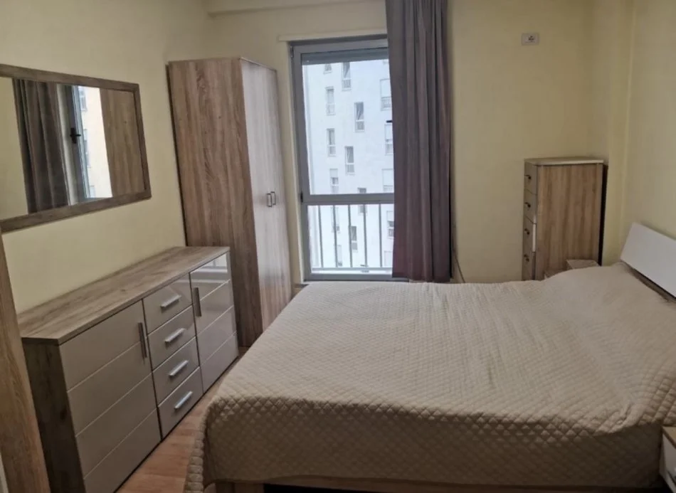 Tirane, shitet apartament Kati 4, 95 m² 170.000 € 