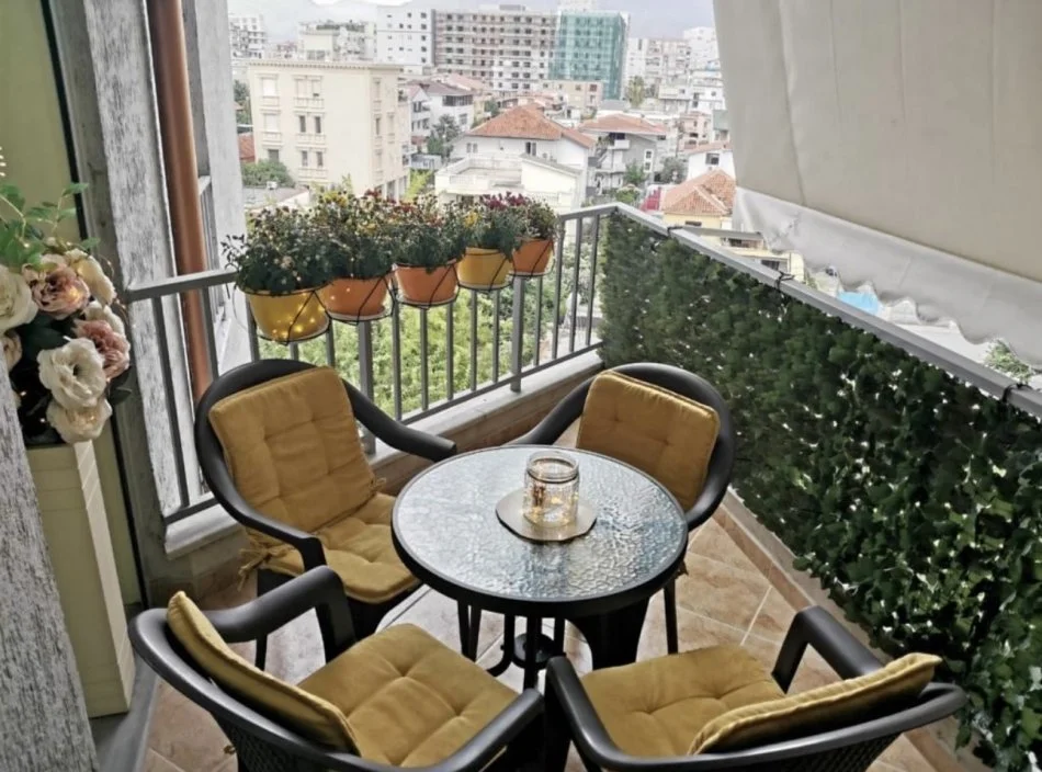 Tirane, shitet apartament Kati 4, 95 m² 170.000 € 