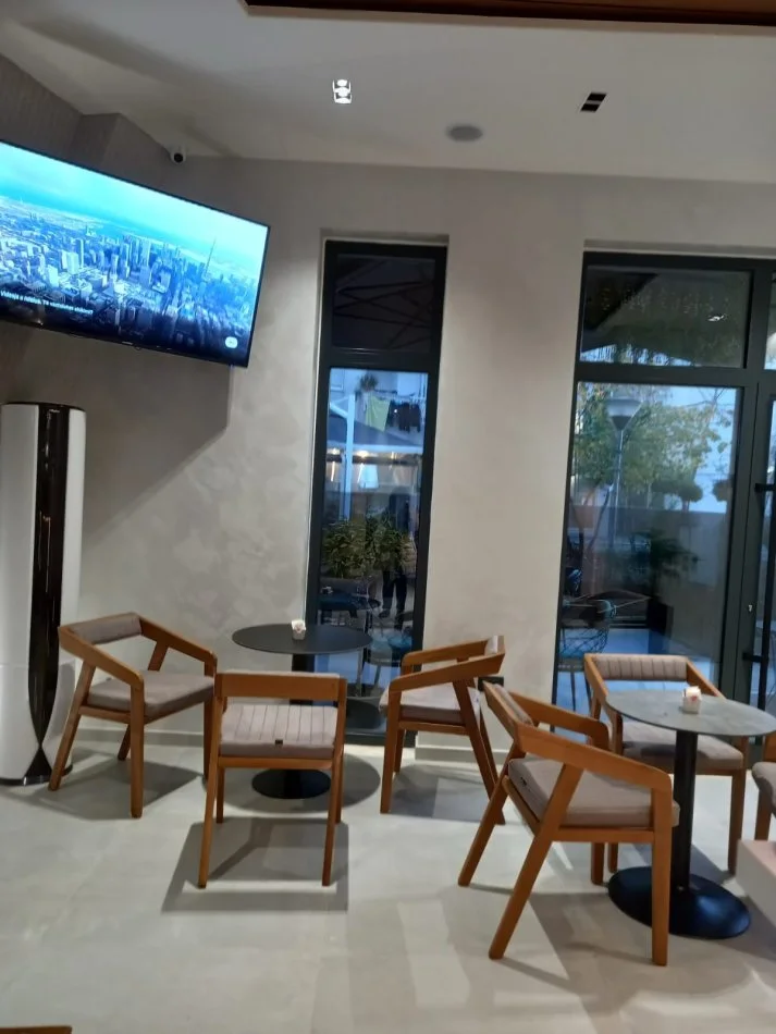 Tirane, jepet me qera shtepi 1 Katshe Kati 0, 261 m² 1.600 € (Rruga Ndre Mjeda)