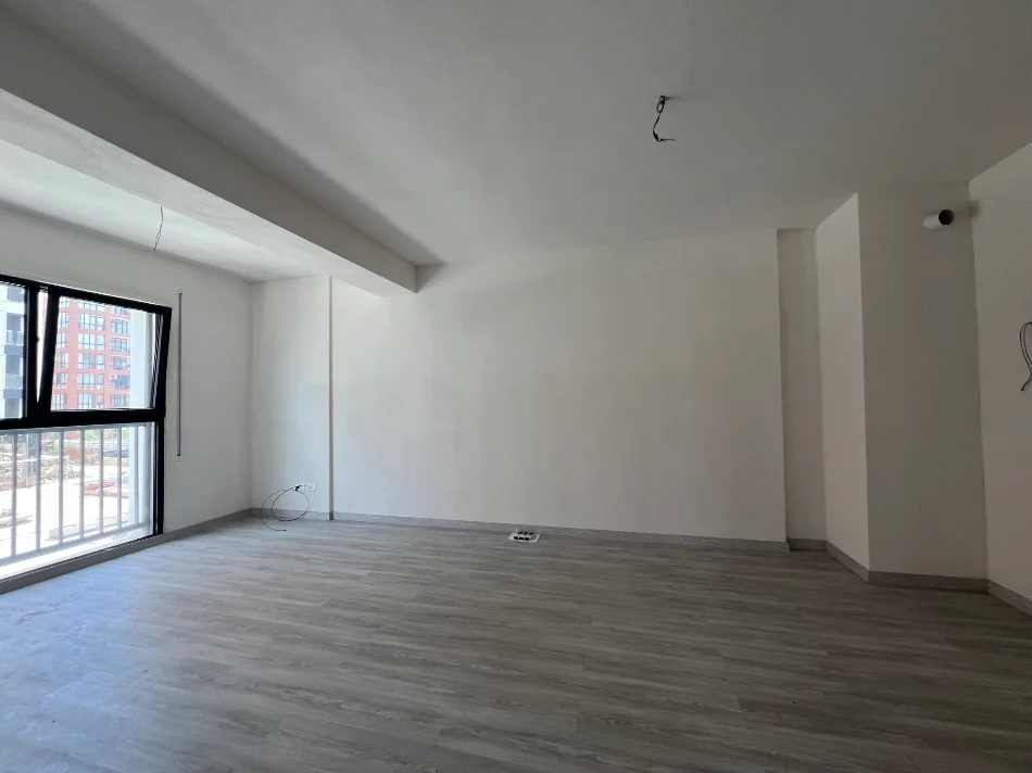 Tirane, jepet me qera apartament 2+1+Ballkon Kati 1, 106 m² 550 € (Bulevardi i ri)