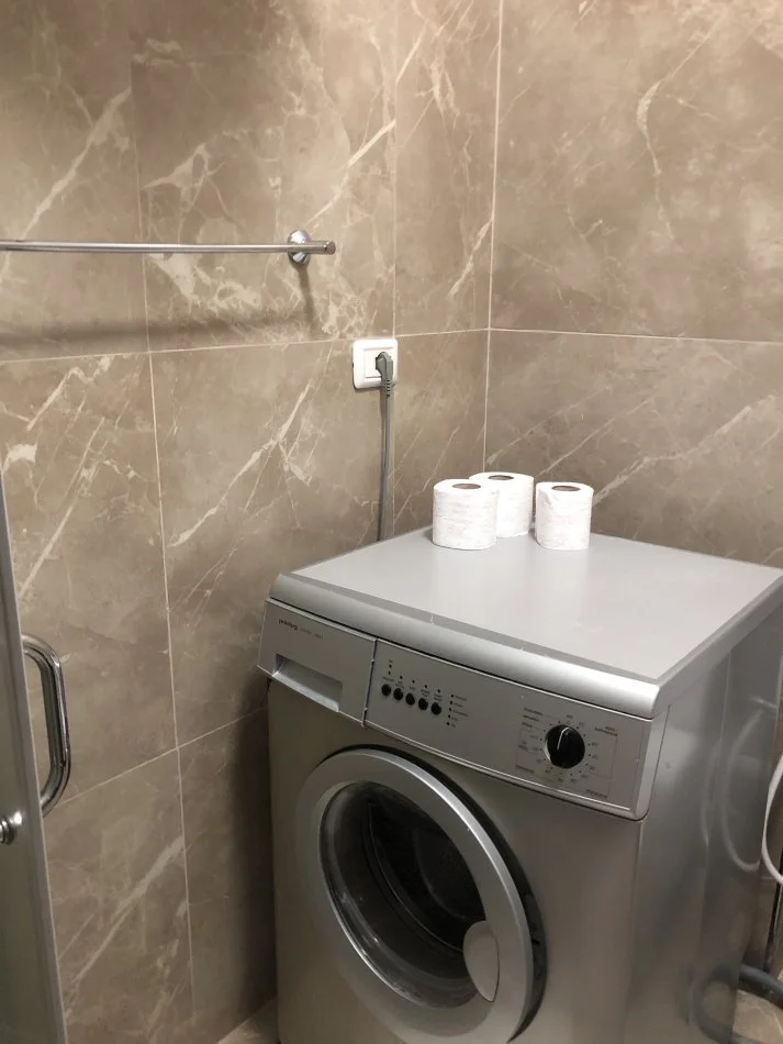 Tirane, jap me qera apartament 1+1+Ballkon Kati 6, 680 € 