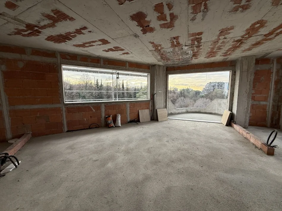 Tirane, shitet apartament 3+1+Ballkon Kati 3, (Rruga e Elbasanit)